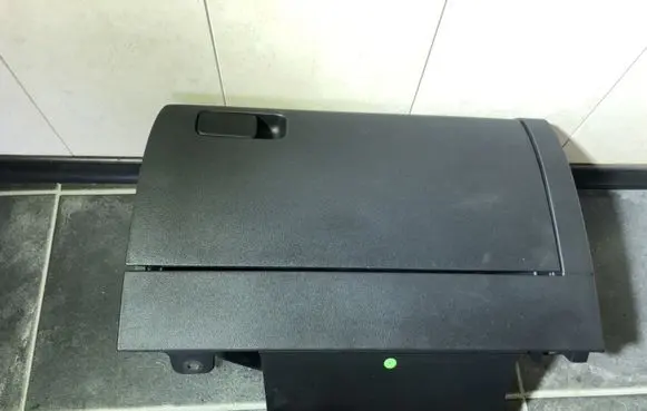 Volkswagen Cross Polo Glove box frame 6R1857097R