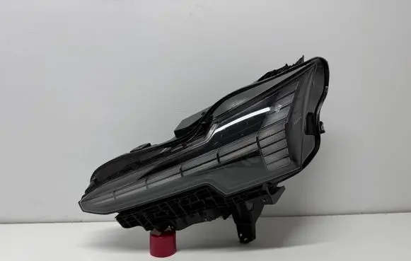 Volvo EX30 Headlight/headlamp 80000401 20240511 1EX2938