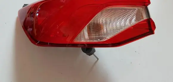 Ford Focus Rear/tail lights JX7B13405DH 27042021