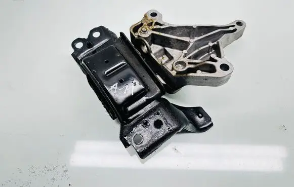 Seat Ibiza V (KJ) Engine mount bracket 2Q0199555AE
