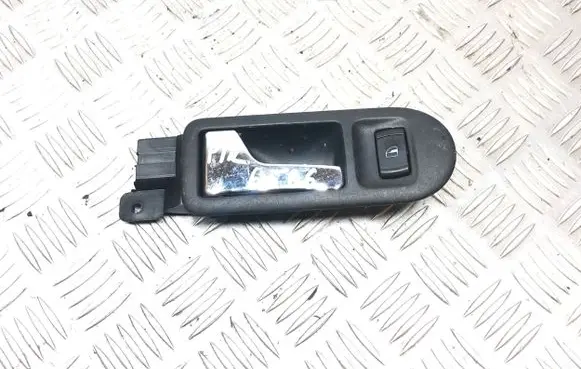 Volkswagen Bora Front door interior handle 3B2837113 PA6GF25