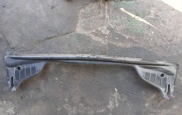 Peugeot 308 Wiper trim 9680347280