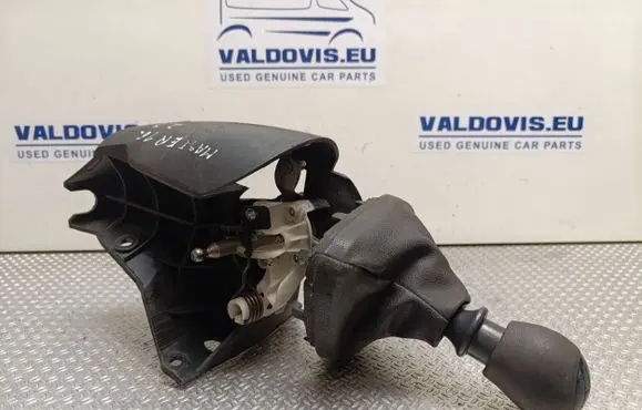 Renault Master III Gear shifter/selector 8200744935 01571
