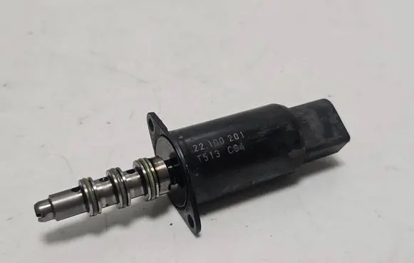 BMW M5 Camshaft vanos timing valve 11367841072 12100519