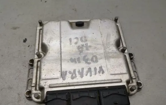 Renault Trafic II (X83) Engine control unit/module 0281010632 8200051608