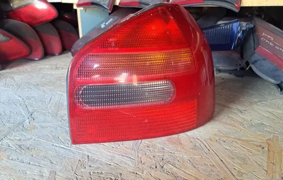 Audi A3 S3 8L Rear/tail lights 8L0945096