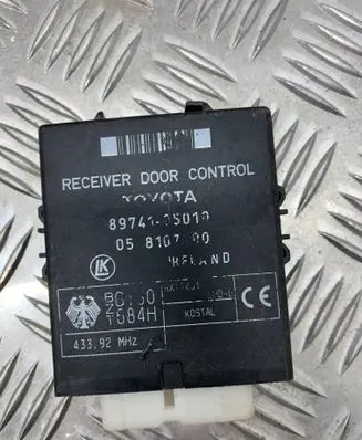Toyota Avensis T220 Other control units/modules 8974105010 05810700