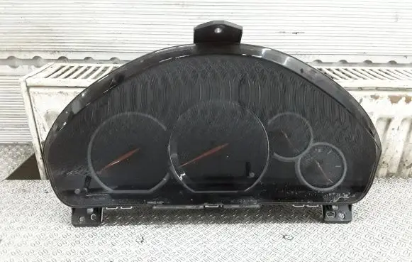 Mitsubishi Grandis Speedometer (instrument cluster) MN188384