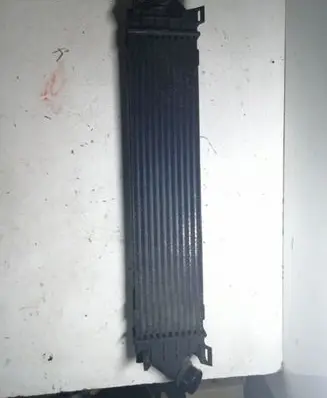 Ford Mondeo MK IV Intercooler radiator 880291U 830631S