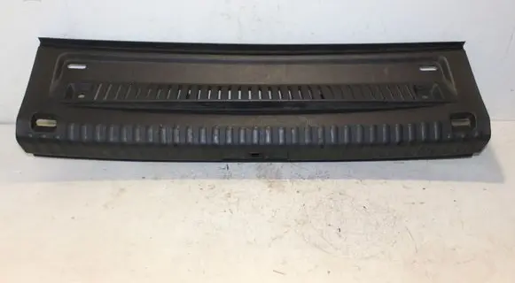 Volkswagen Tiguan Trunk/boot sill cover protection 5N0863459