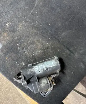 Renault Trafic II (X83) Starter motor D7R44
