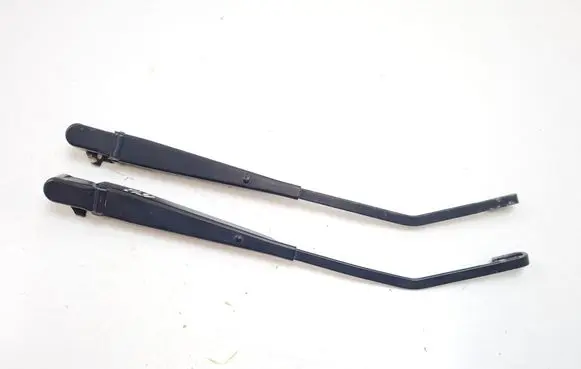 Jeep Wrangler Front wiper blade arm