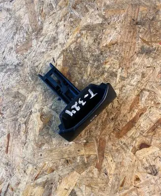 Mercedes-Benz E W212 Hand brake release handle A2044270020