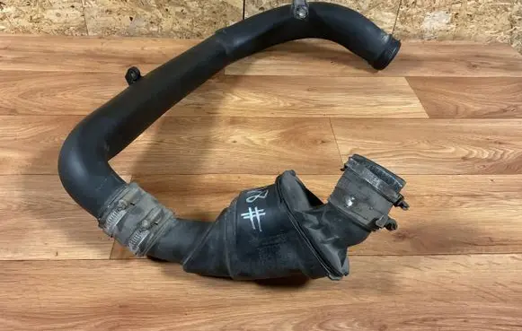 Volvo V70 Intercooler hose/pipe 30778734