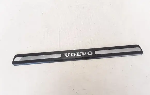 Volvo XC90 Front sill trim cover 8659960