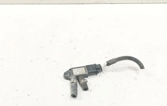 Renault Espace - Grand espace IV Exhaust gas pressure sensor 0281006252 227702184R H8201238402