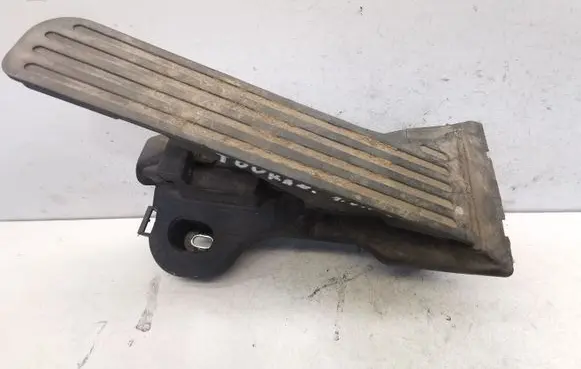 Volkswagen Touran I Accelerator throttle pedal 1T2721503G