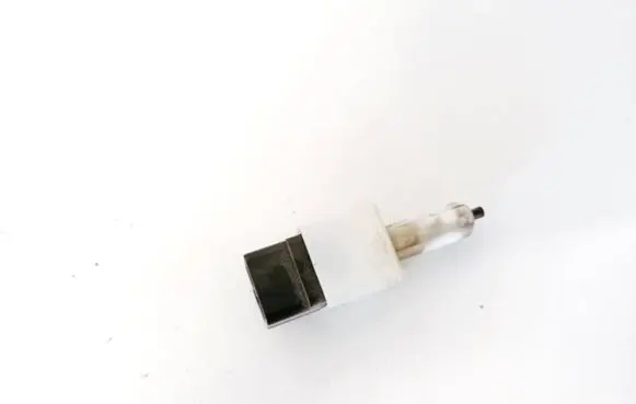 Honda CR-V Brake pedal sensor switch m28988