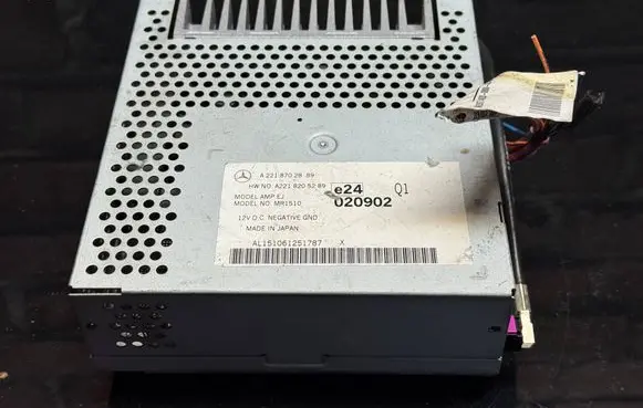 Mercedes-Benz S W221 Sound amplifier A2218702889 A2218205289 AL151061251787