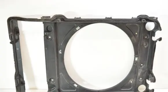 Audi A2 Radiator cooling fan shroud 8Z0121207B