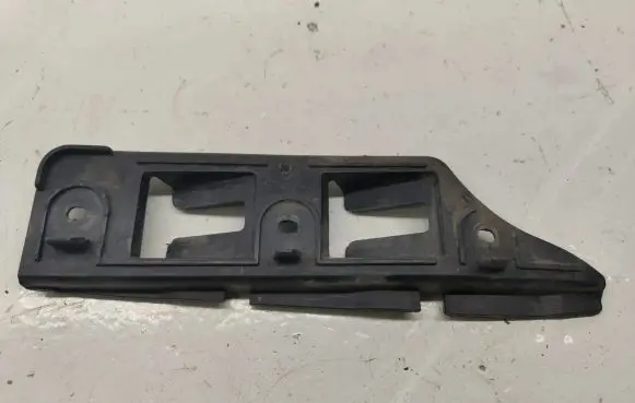 Volkswagen Golf V Front bumper mounting bracket 1K0807183