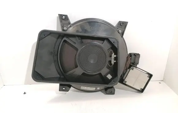 Audi A8 S8 D3 4E Subwoofer speaker 4E003541A
