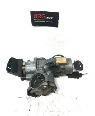 Mazda 626 Ignition lock SL17 21131365