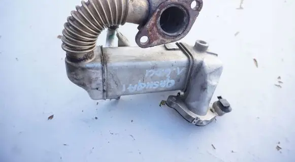 Nissan Qashqai EGR valve cooler 147350678R