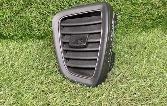 Hyundai i20 (GB IB) Dashboard side air vent grill/cover trim AD14TS