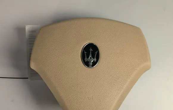 Maserati Quattroporte Steering wheel airbag BAMT11033