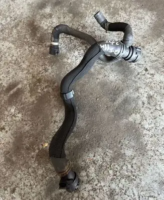 Audi Q5 SQ5 Engine coolant pipe/hose 8r0121049e