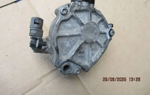 Ford Transit - Tourneo Connect Vacuum pump 9804021880