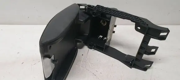 Volvo V60 Armrest 2476397 18012018 39823171