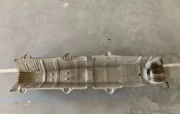 Hyundai Tucson JM Exhaust heat shield 13238804 545318672