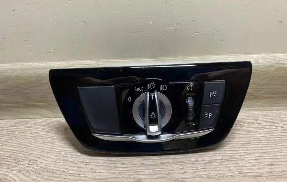 BMW X3 G01 Light switch 9472963 61319472963