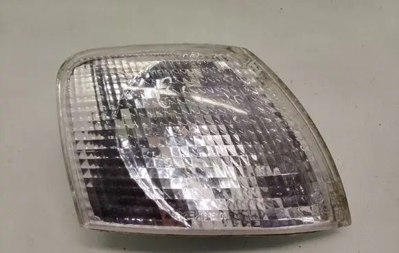 Volkswagen PASSAT B5 Front indicator light
