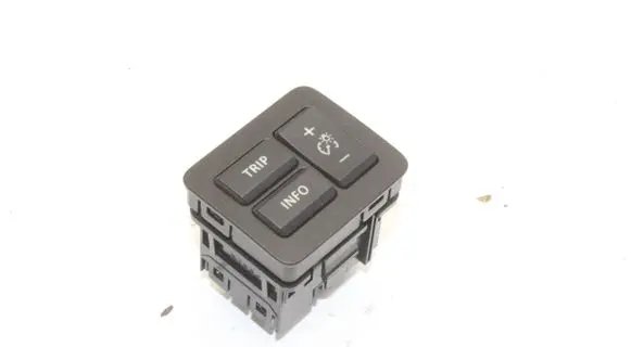 Suzuki Ignis Cruise control switch 75K099