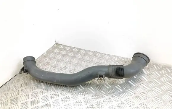 Opel Signum Air intake hose/pipe 55556519