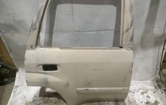 Chevrolet TrailBlazer Rear door PILKOS
