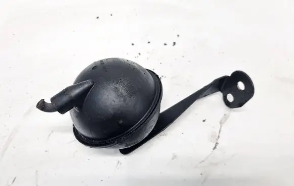 Volkswagen Golf IV Vacuum air tank 054129808
