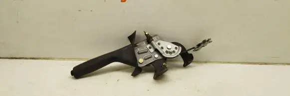 Subaru Impreza II Hand brake release handle 
