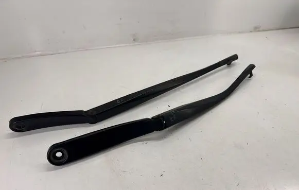 BMW 6 F06 Gran coupe Windshield/front glass wiper blade 7203156 7314524 61617203156