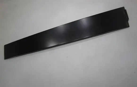 Volkswagen Touran I Front door glass trim molding 1T0837890