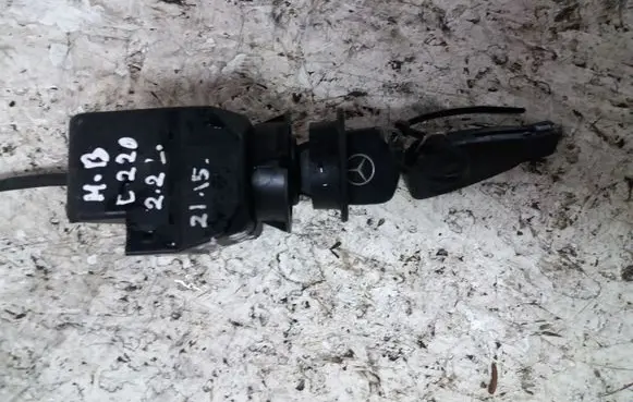Mercedes-Benz E W210 Ignition lock 30218524410201105