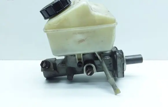 Volvo XC90 Master brake cylinder 8683272 8646008