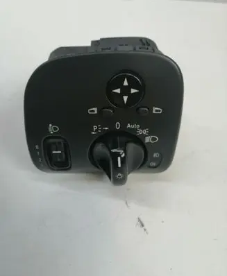 Mercedes-Benz C W203 Light switch A2035451404