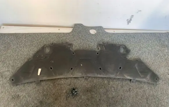 Ford Transit Courier Engine bonnet/hood sound/heat insulation 