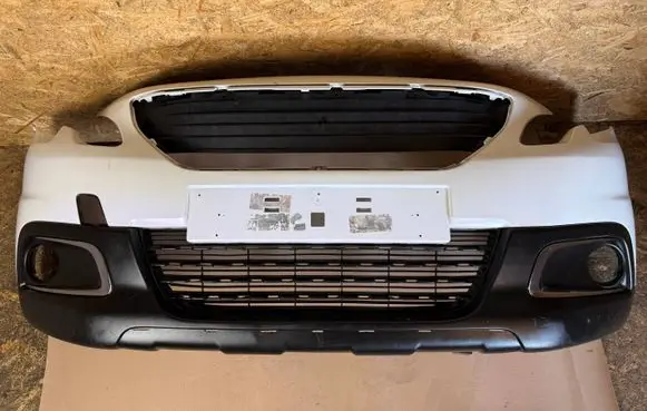 Peugeot 2008 I Front bumper 9814116177
