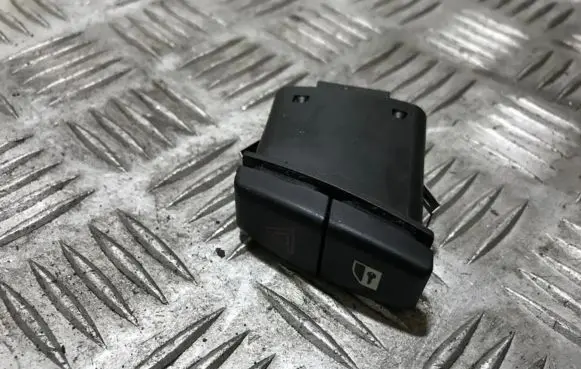 BMW 5 E60 E61 Hazard light switch 6131691950601 61.31-6919506-01