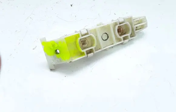 Suzuki Grand Vitara II Front bumper mounting bracket NF22A5P